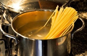 bucatini a cuocere